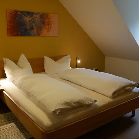 Lindenhof 3, Dachgeschoss * Vipperow