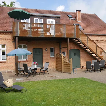Lindenhof 3, Dachgeschoss Vipperow